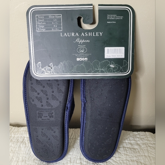 Laura Ashley Women's Slippers Size S 5-6 Memory Foam Preppy Cozy NWT - Picture 5 of 7